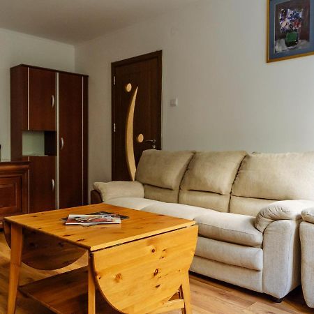 Old Town Historic Apartment With Backyard Mini Park Bucureşti Eksteriør bilde
