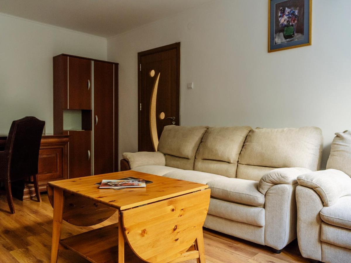 Old Town Historic Apartment With Backyard Mini Park Bucureşti Eksteriør bilde