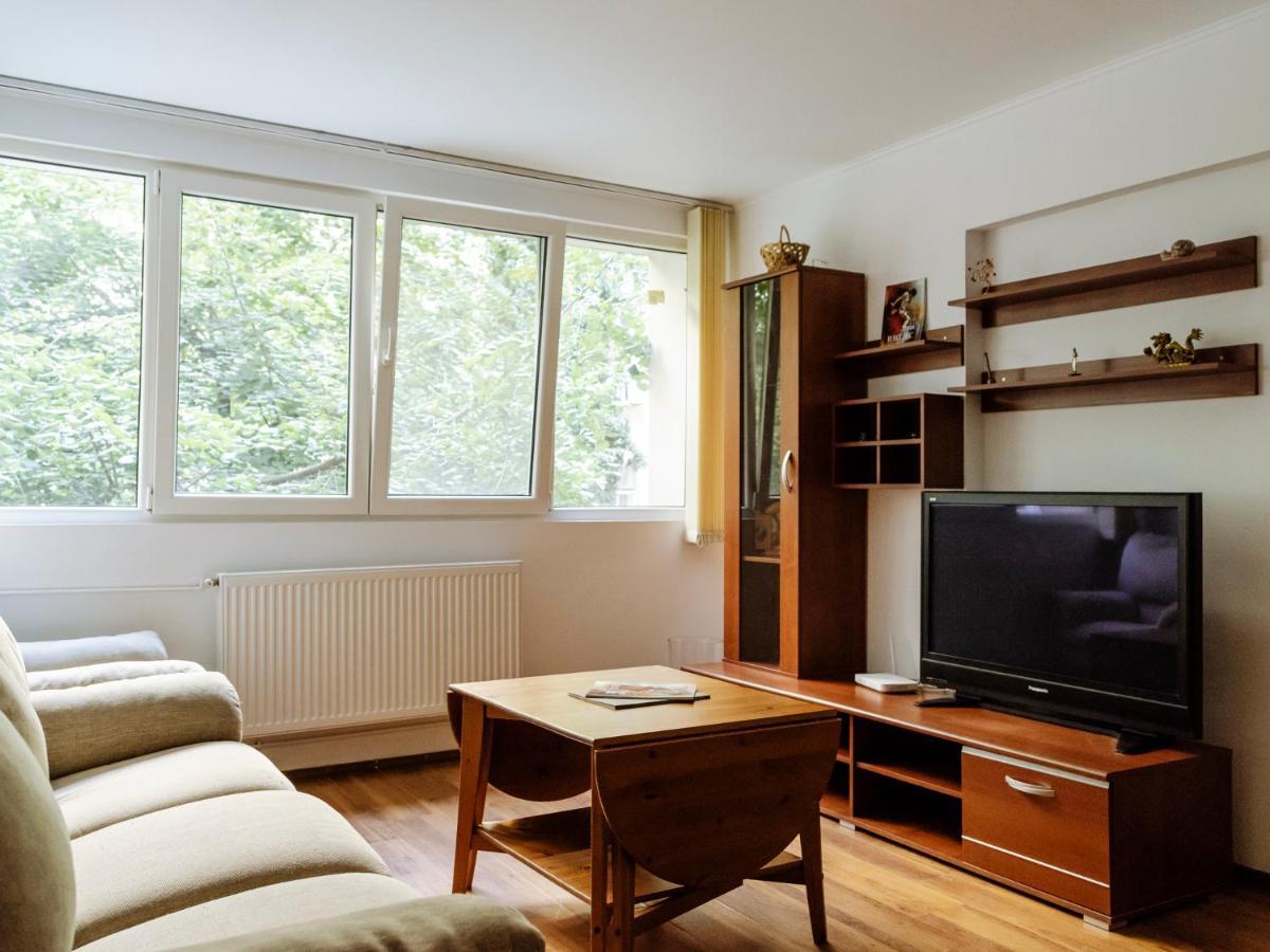 Old Town Historic Apartment With Backyard Mini Park Bucureşti Eksteriør bilde