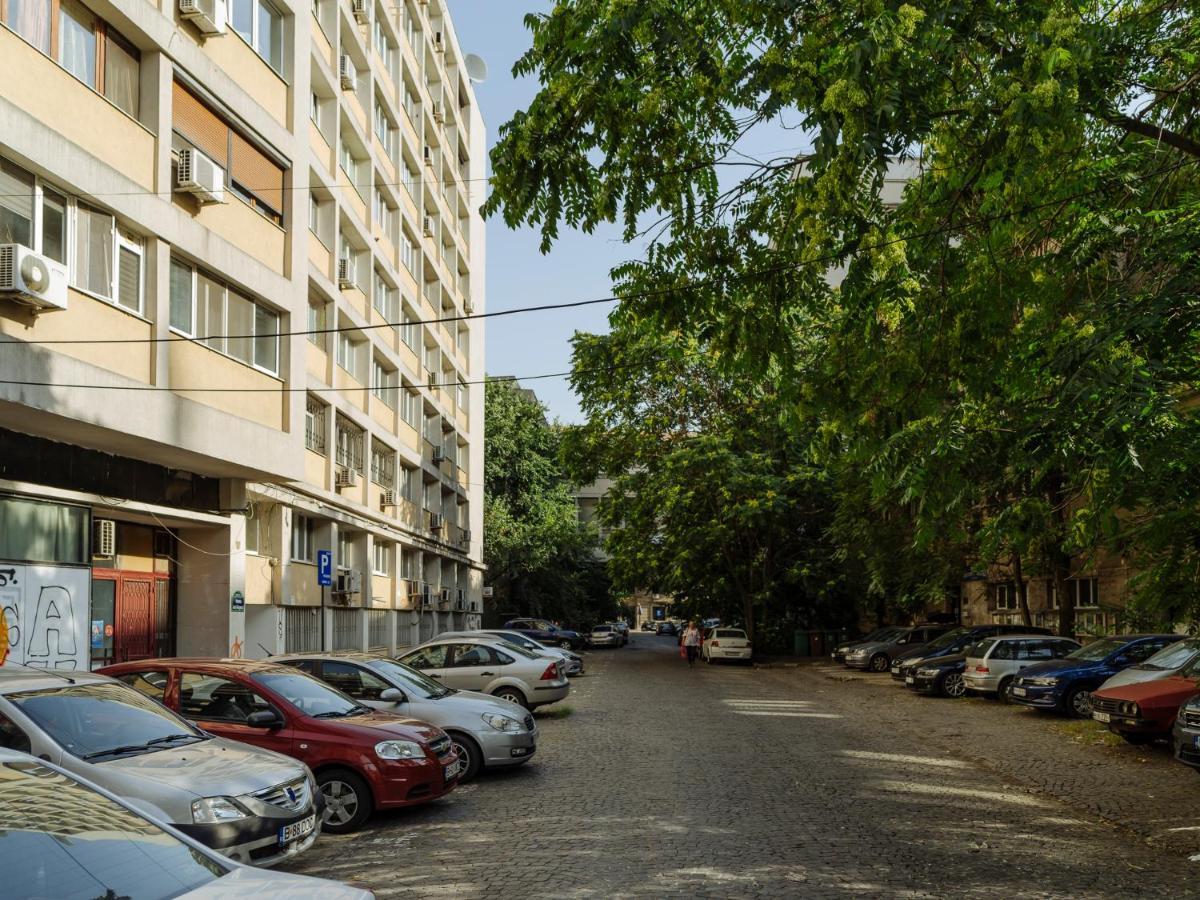 Old Town Historic Apartment With Backyard Mini Park Bucureşti Eksteriør bilde